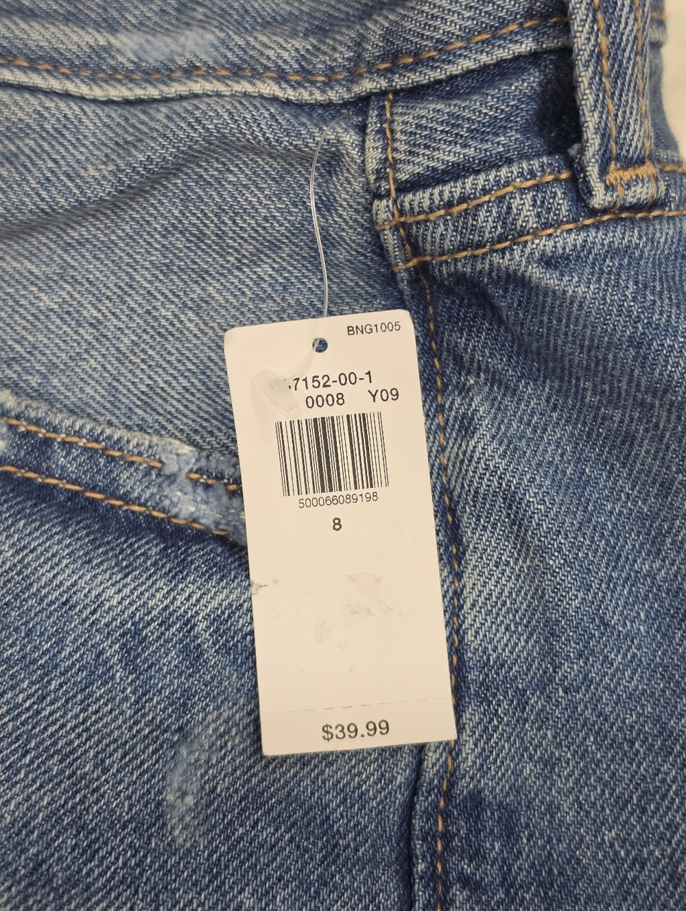 NWT Old Navy Women Denim Shorts size 8 - Picture 5 of 7